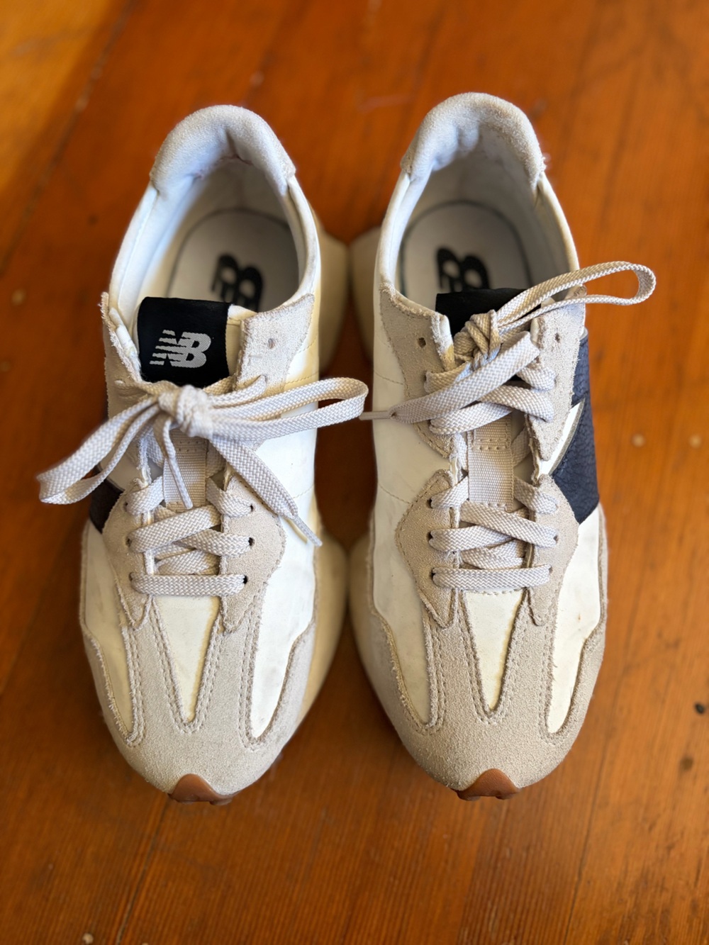 New Balance 327 Beige White Navy Sneakers
